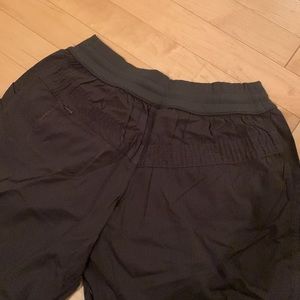 Lululemon Light weight dance crops